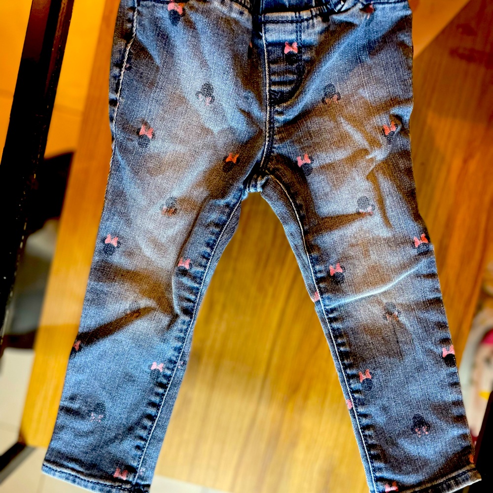 Disney Brand Cute Denim Jeans for Girls!